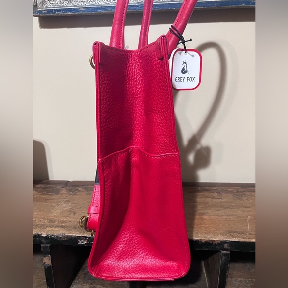 NWT!  Gray Fox-Morgan Red Leather Tote Bag - Picture 4 of 7